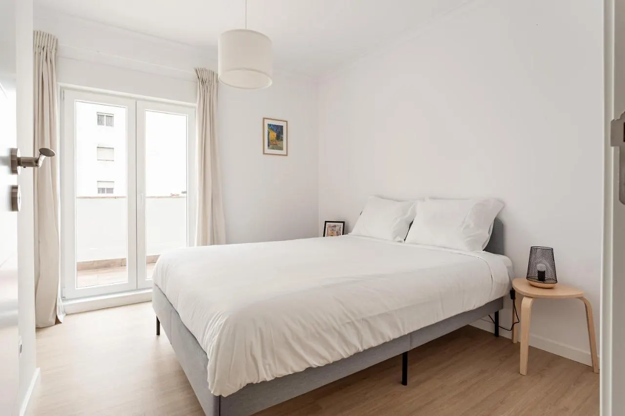 Lisbon Vibes - Monsanto House Apartment
