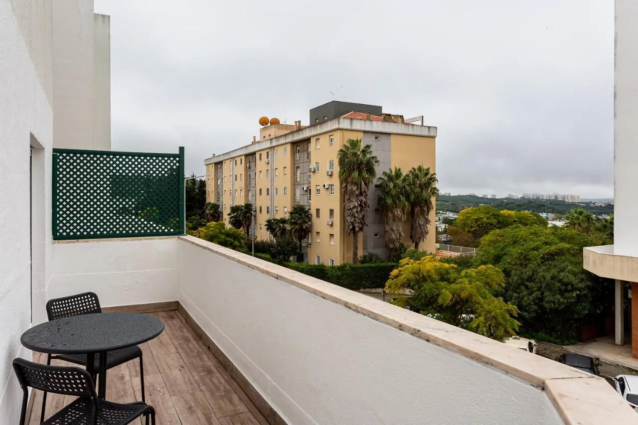 Lisbon Vibes - Monsanto House Apartment